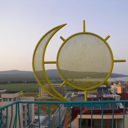 Konukevi Complex Laguna-kantardzhiev Primorsko