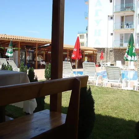 Konukevi Complex Laguna-kantardzhiev