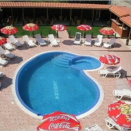 Konukevi Complex Laguna-kantardzhiev Primorsko