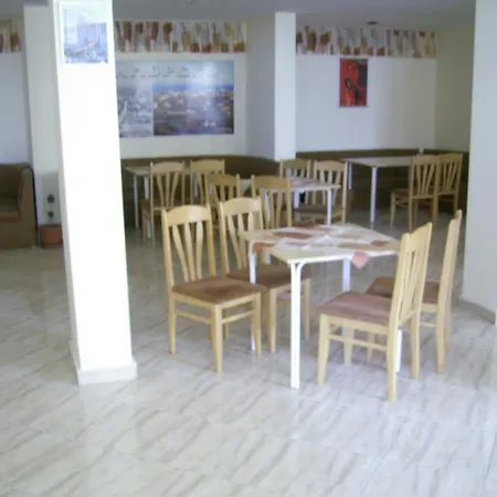 Penzion Complex Laguna-kantardzhiev 3*