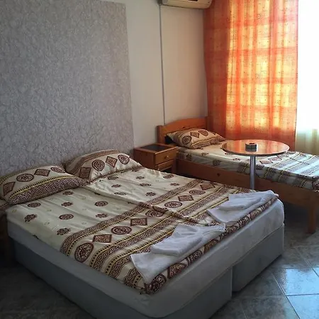 Guest house Complex Laguna-kantardzhiev